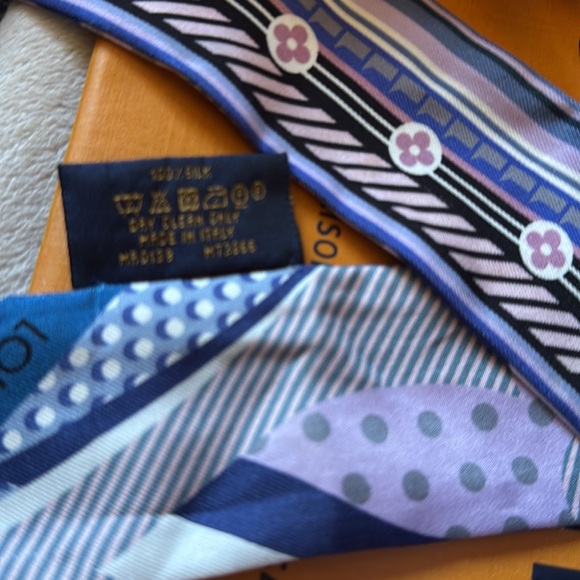 LOUIS VUITTON Silk Pop Monogram BB Bandeau Scarf - Picture 14 of 17